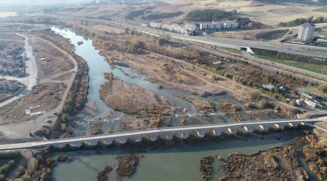 Kızılırmak'ta su seviyesi azaldı