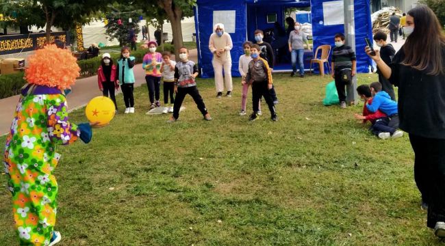KONAK BELEDİYESİ ÇOCUKLARIN YÜZÜNÜ GÜLDÜRDÜ