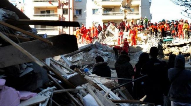 Korkutan uyarı: "İzmir’i çok daha büyük bir deprem vurabilir"