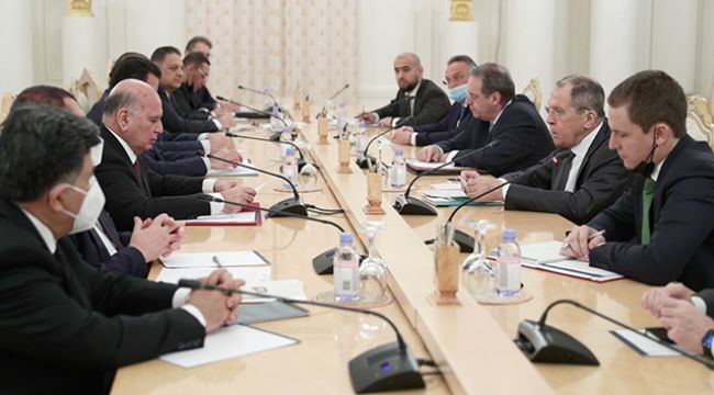 Lavrov, Irak Dışişleri Bakanı Hüseyin ile görüştü