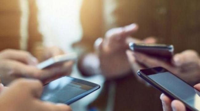 Türkiye'de 45 milyon kişi akıllı telefon kullanıyor