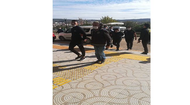 URLA POLİSİ GÖZ AÇTIRMADI