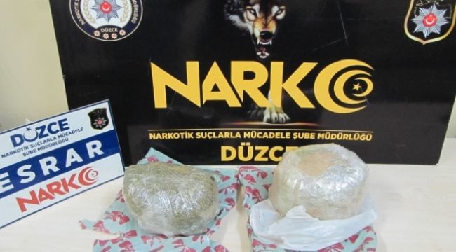 Uyuşturucu sevkiyatına polisler geçit vermedi