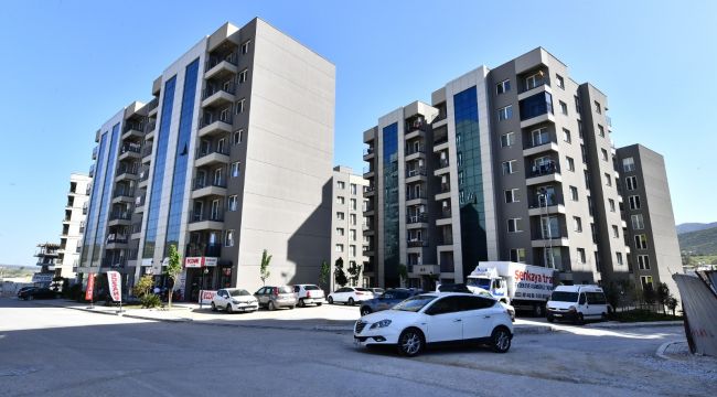 UZUNDERE’DE İKİNCİ ETAP ANAHTAR TESLİMİ BAŞLADI
