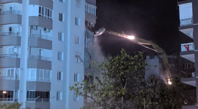 YILMAZ ERBEK APARTMANINDA YIKIM BAŞLADI