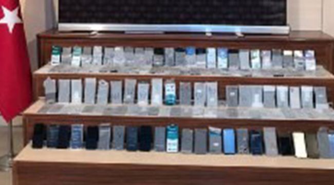 124 adet gümrük kaçağı telefon ele geçirildi