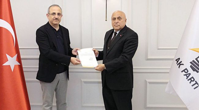 AK PARTİ BORNOVA İLÇE BAŞKANI İSTİFA ETTİ