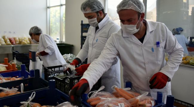Aliağa Semt Pazarı görevini tamamladı