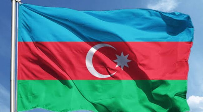 Azerbaycan'da sıkıyönetim iptal edildi