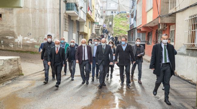 BAŞKAN SOYER'DEN İZMİR SOKAKLARINDA İNCELEME