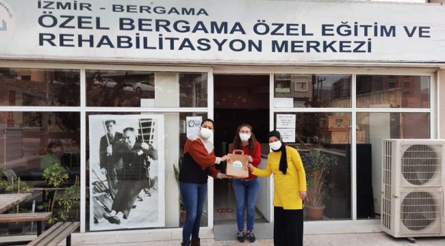 BERGAMA'DAN ENGELLİ VE YAŞLI HAKLARI REHBERİ
