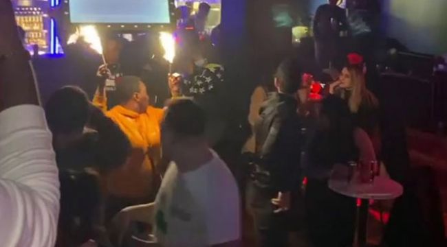 Beyoğlu'nda Afrikalıların partisine polis baskını