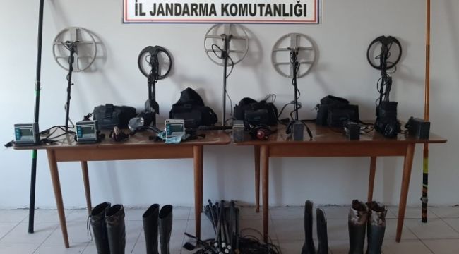 Çanakkale'de 17 defineci gözaltına alındı