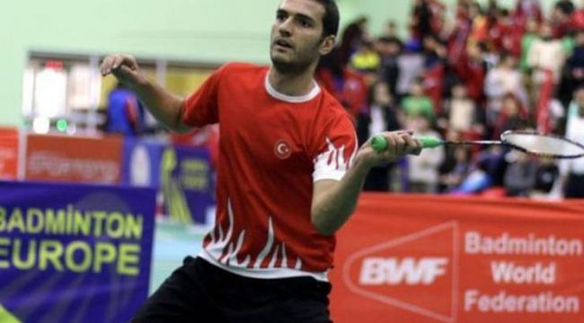 Emre Lale ilk peşinde
