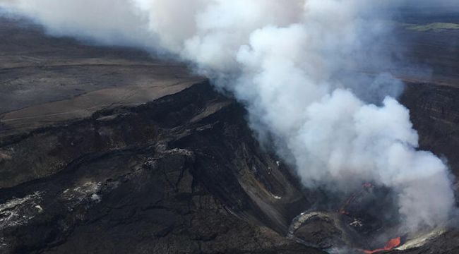 Hawaii'deki Kilauea Yanardağı faaliyete geçti