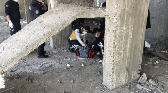 İnşaat boşluğunda ölü bulundu