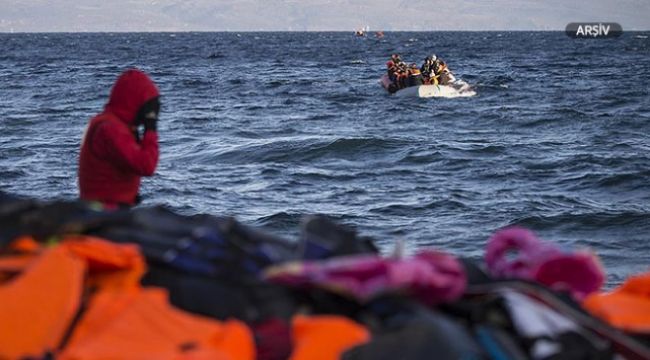 İZMİR AÇIKLARINDA 31 DÜZENSİZ GÖÇMEN YAKALANDI