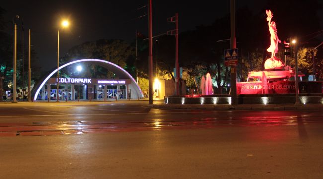 İZMİR SESSİZLİĞE BÜRÜNDÜ