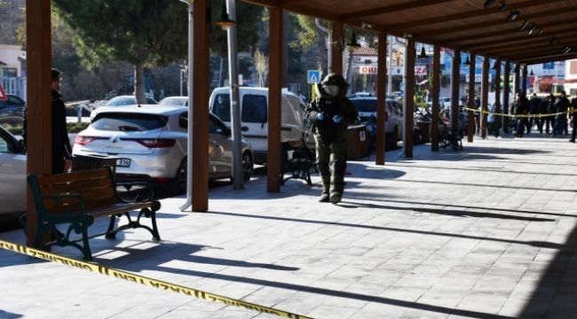 Kaymakamlık karşısındaki şüpheli çantadan kıyafet çıktı