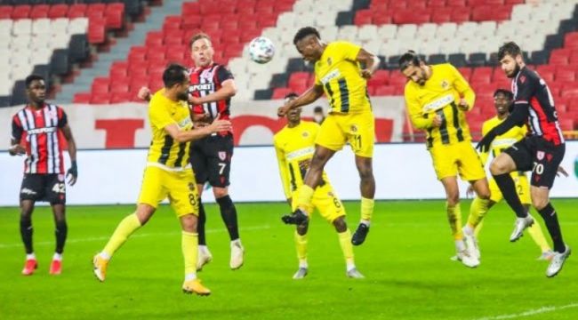 Menemenspor, yenilmezlik serisini 4 maça çıkardı