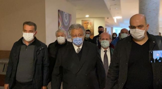 Metin Akpınar 'hakaret' davasında savunma yaptı