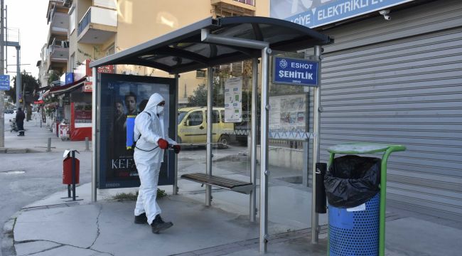 NARLIDERE'DE ARALIKSIZ İLAÇLAMA