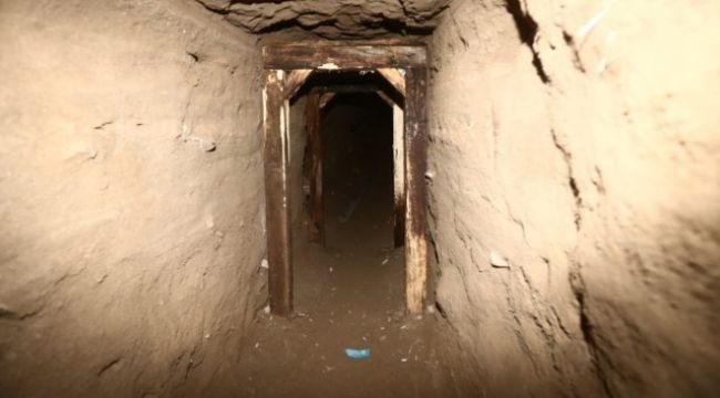 Peru'da bir cezaevinin altında tünel bulundu