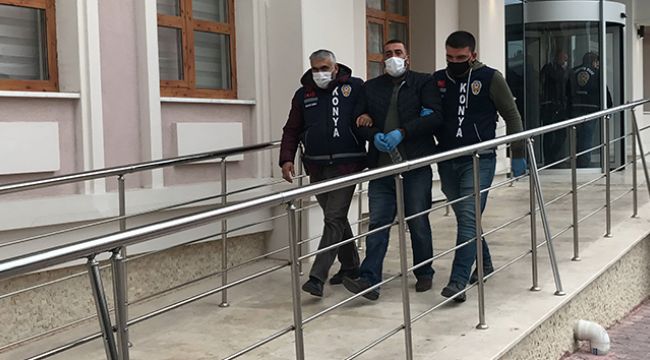 Silahlı çatışmada üvey babasının arkadaşını öldürdü