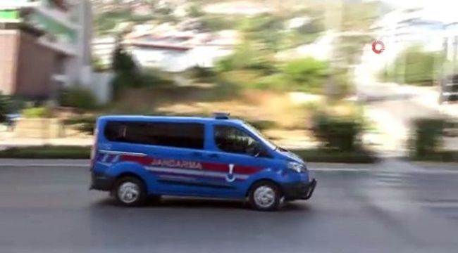 ŞÜPHELİ 3 ŞAHIS JANDARMADAN KAÇAMADI