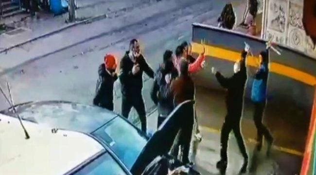 Tamirhanede levye ve sopalı kavga