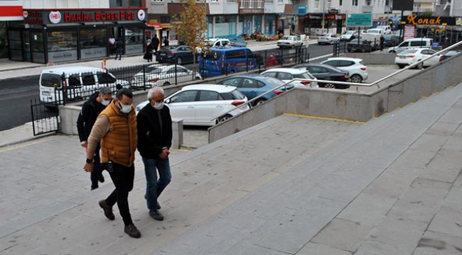 Tartıştığı eşini 5 yerinden bıçakladı!