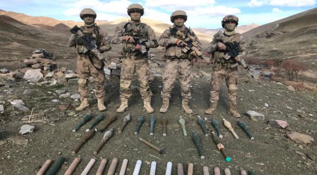 Van'da teröristlere ait roketatar mühimmatı ele geçirildi