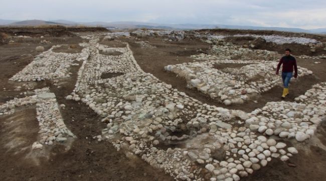 2 bin 500 yıllık ateş tapınağı bulundu