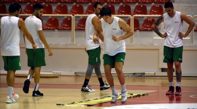 ALİAĞA PETKİMSPOR GALİBİYET PEŞİNDE
