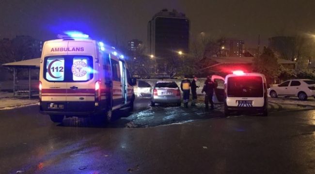 Baltayla saldırdıkları sürücüyü bacağından yaraladılar