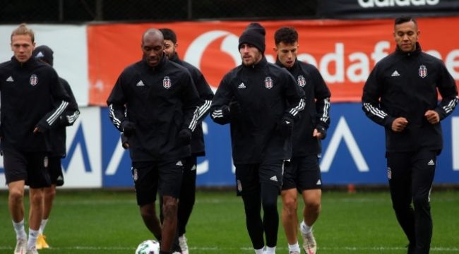 Beşiktaş, derbi hazırlıklarına başladı