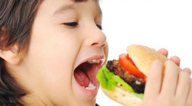 "Çocukları Fast Food'tan uzak tutun"