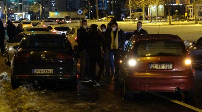 Diyarbakır'da 22 otomobil birbirine girdi