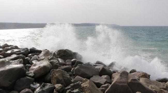 Gökçeada ve Bozcaada'ya feribot seferleri yapılamıyor