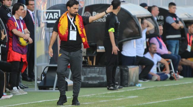 Göztepe, teknik direktör İlhan Palut ile yollarını ayırdı