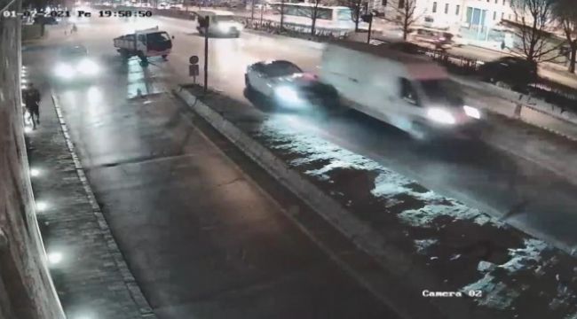 İstanbul'un göbeğinde feci makas kazası