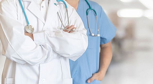 İZMİR’DE 54 BİN 533 SAĞLIK ÇALIŞANI AŞI OLDU