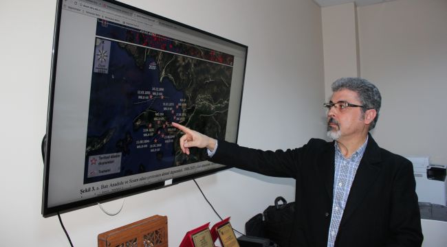 İZMiR’DE DEPREM FIRTINASI YAŞANIYOR