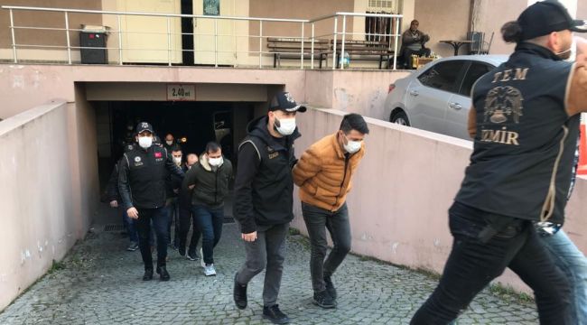 İZMİR’DE FETÖ OPERASYONDA 25 TUTUKLAMA