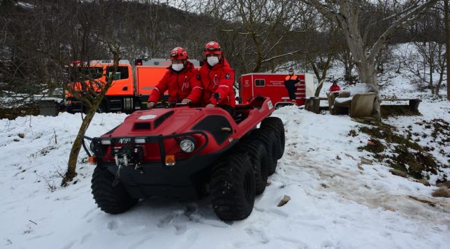 İZMİR'DE KAR SEFERBERLİĞİ