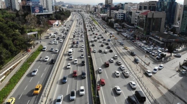 Kısıtlama öncesi trafik erken saatlerde başladı