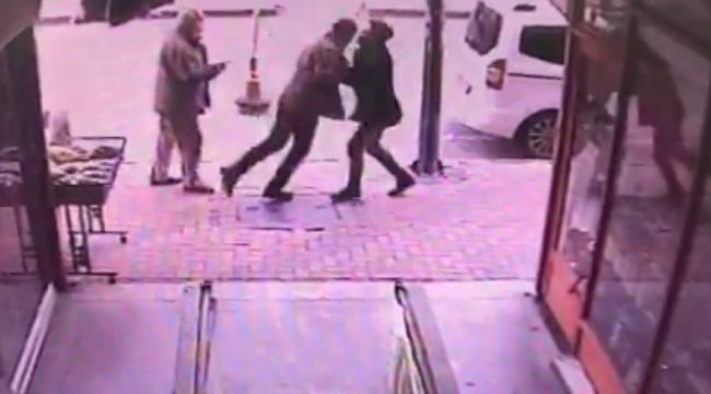 Komşusunun kafa attığı esnaf hastanelik oldu
