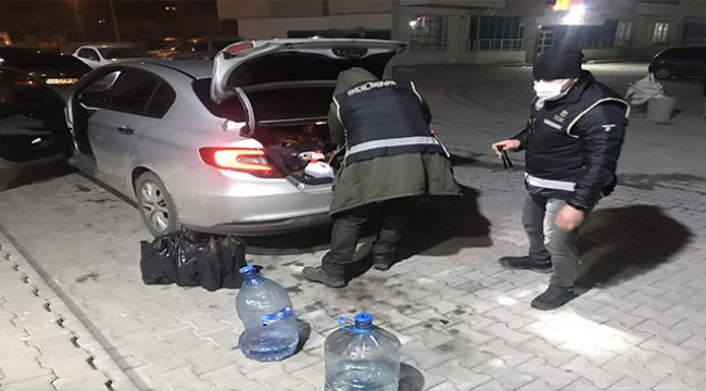 Konya'da sahte içki üretilen evde patlama