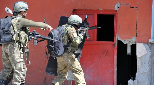 MİT ve Jandarma'dan Ankara'da ortak operasyon