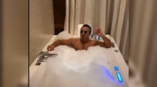 Sosyal medyada frikik veren Nusret başına iş açtı!